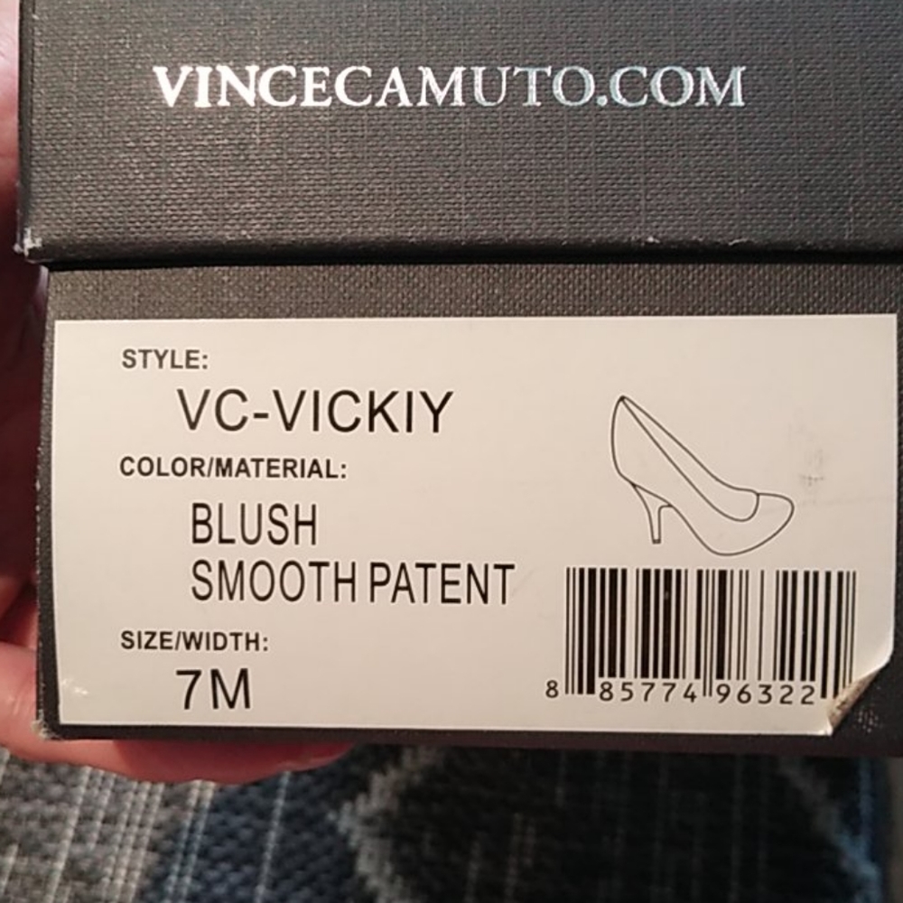 Vince Camuto Vickiy Blush Pantent Pumps - Picture 8 of 9